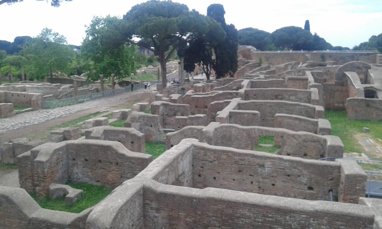 리도디오스티아 Trilocale Lido Di Roma 아파트 외부 사진